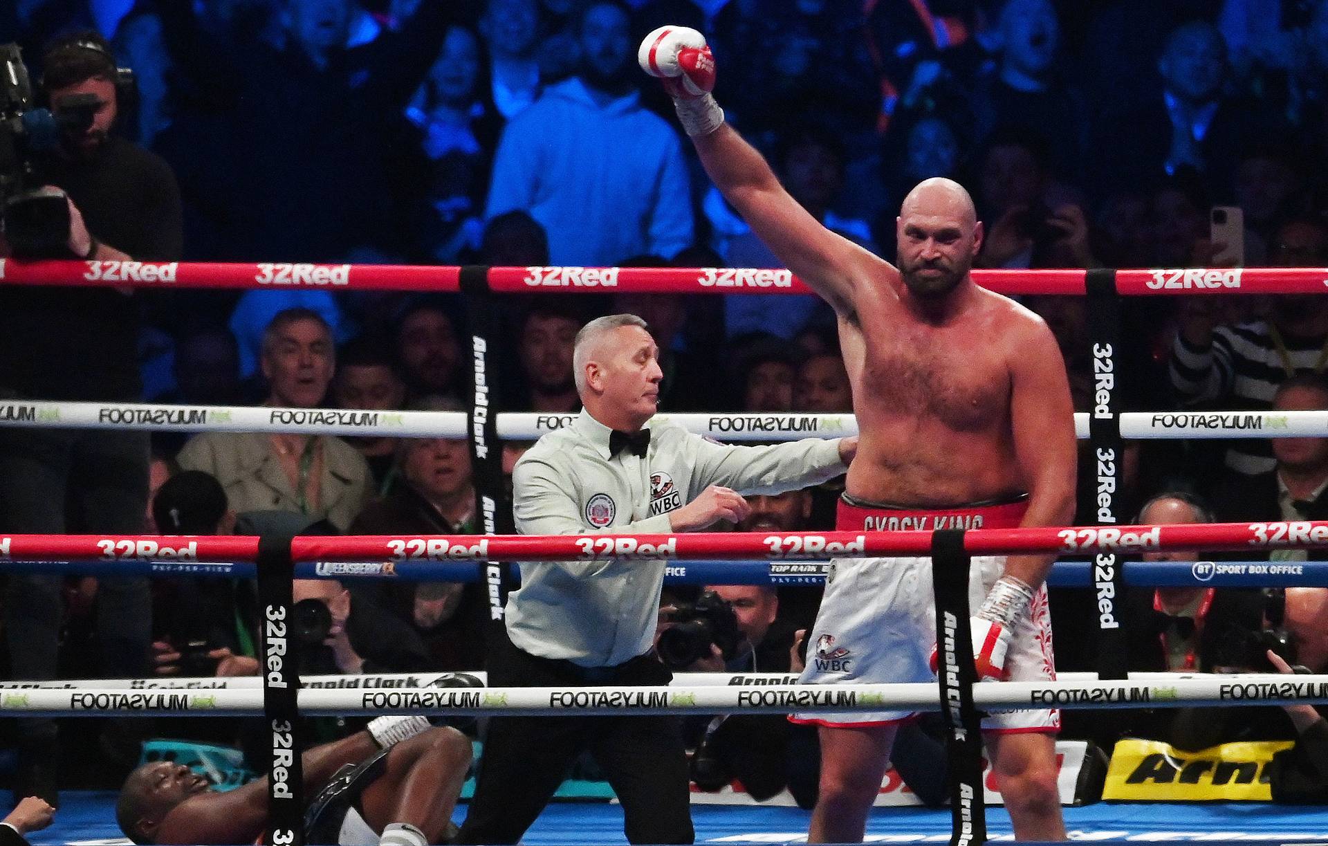 Ф'юрі нокатував Уайта та захистив титул чемпіона світу за версією WBC