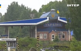 Білорусь відсуває "Захід-2025", а Україна зміцнює кордон